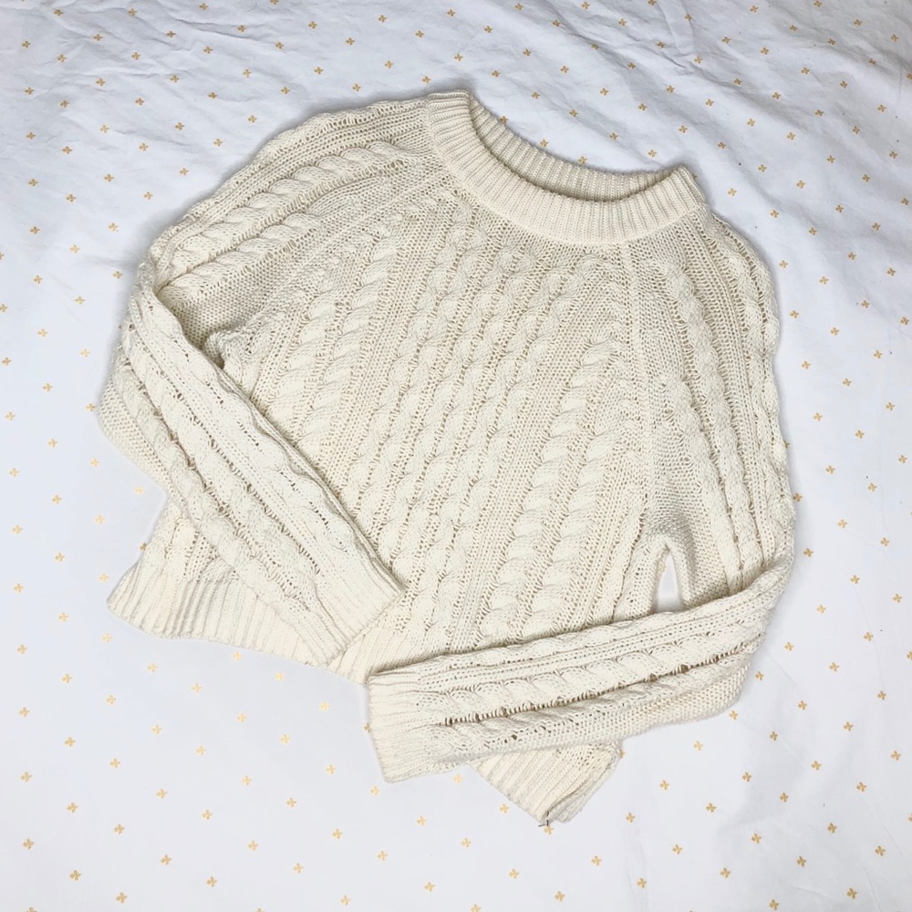 H&M Cute Cream Sweater